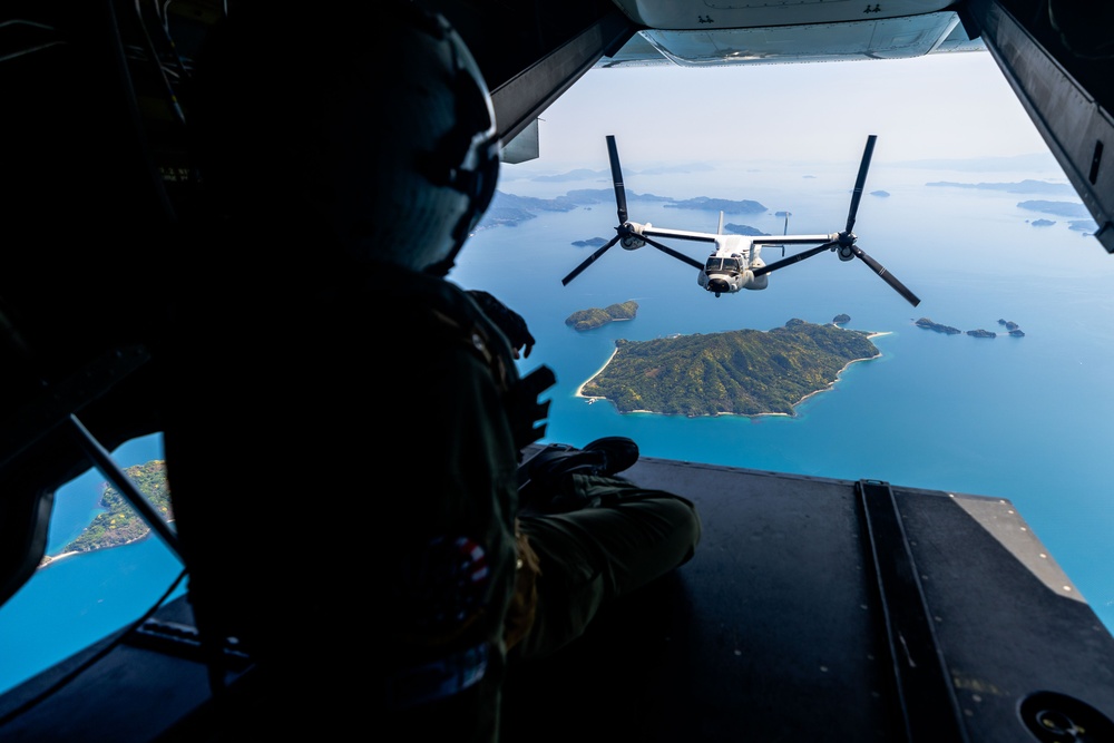 CVW-5 Aircraft Fly in Formation during MCAS Iwakuni Friendship Day