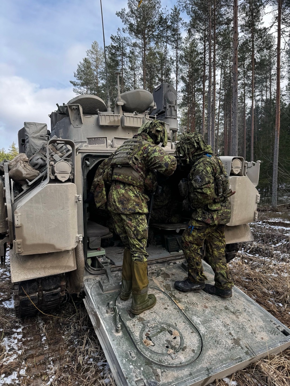 5-7 CAV Participates in Exercise YMIR