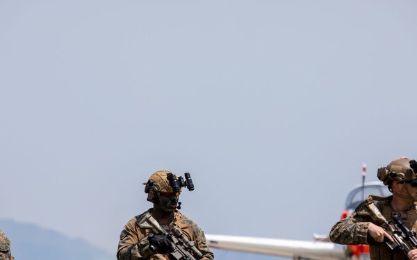 Family Day 25: Marine Corps Air Station Iwakuni