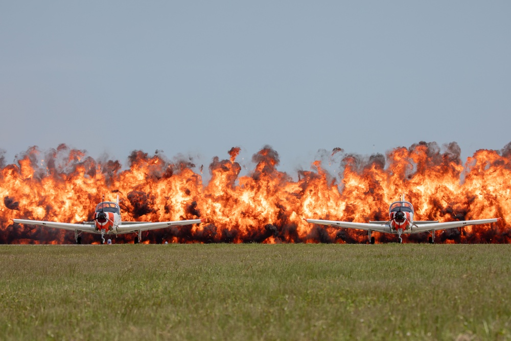 Family Day 25: Marine Corps Air Station Iwakuni