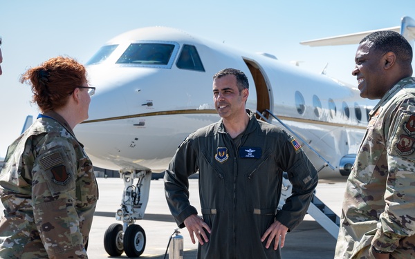 86 AW deputy commander celebrates his final flight