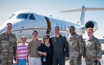 86 AW deputy commander celebrates his final flight