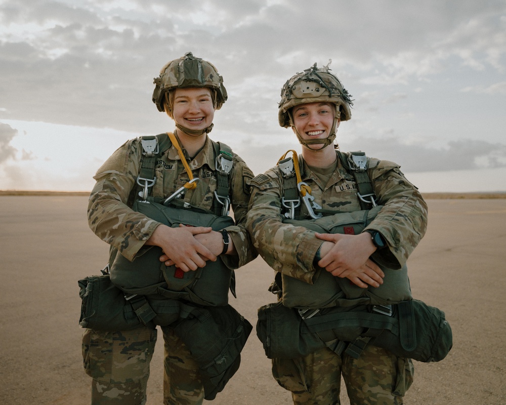 173rd paratroopers rig up for airborne operation in Tunisia