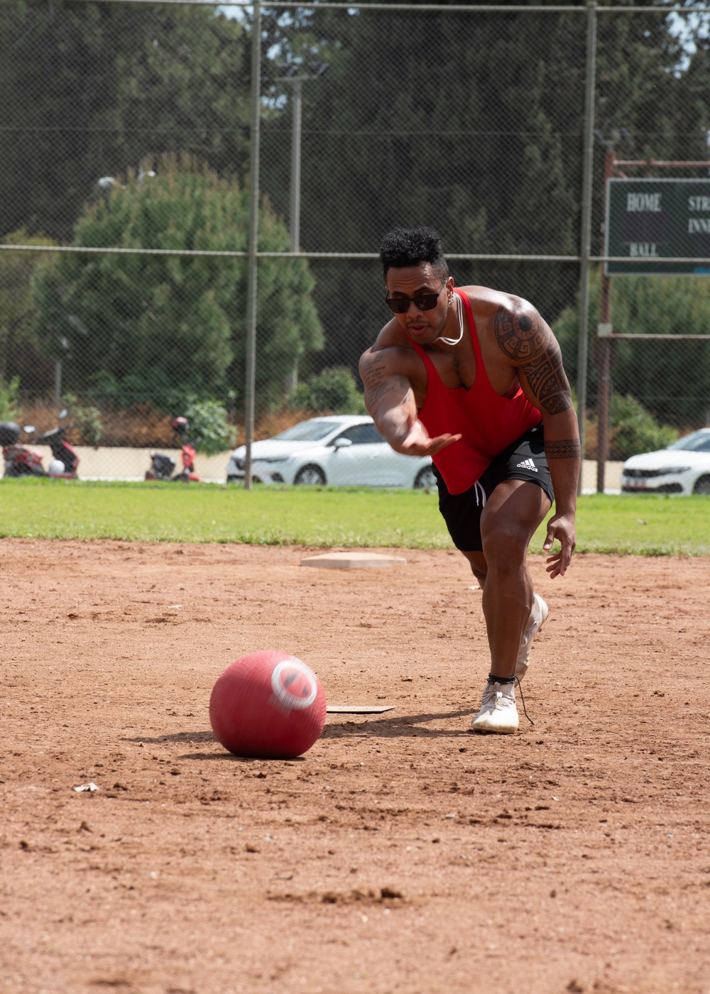 Larger Than Life: Titans compete during Spring LTL competition