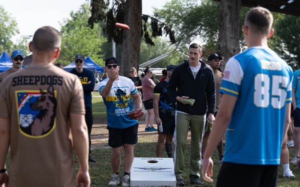 Larger Than Life: Titans compete during Spring LTL competition