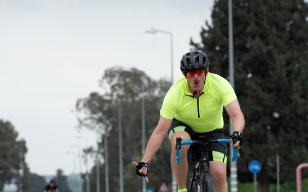 Larger Than Life: Titans compete during Spring LTL competition