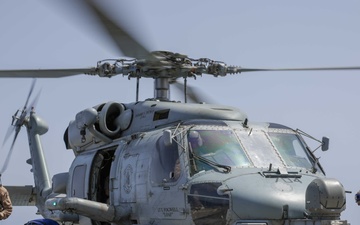 RADM Bailey (CSG-8) Visits USS Truxtun
