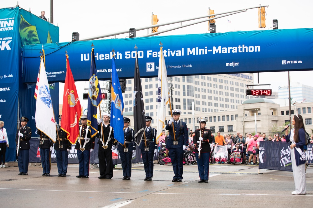 Indiana National Guardsmen run, take part in 500 Festival Mini-Marathon ceremonies
