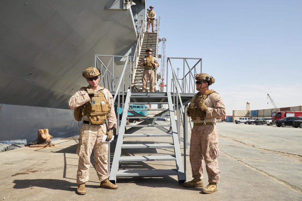 USS Mount Whitney conducts Benghazi reception between Sixth Fleet and Libya