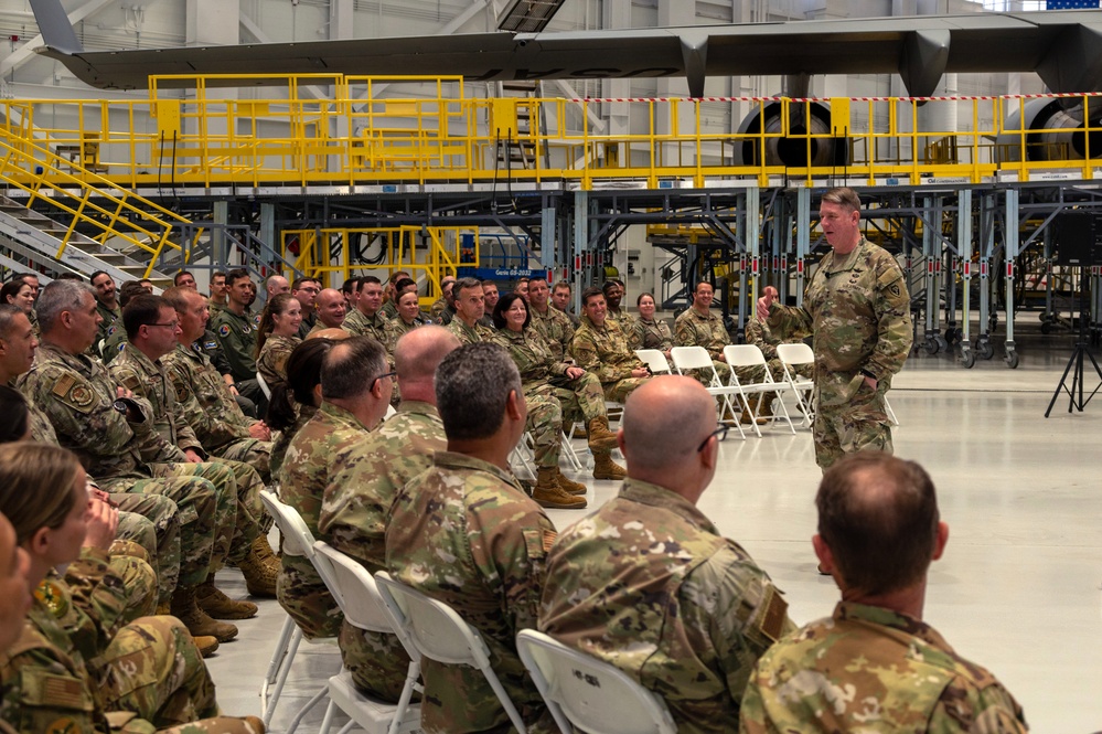 NCNG Adjutant General addresses officers of the 145th Airlift Wing
