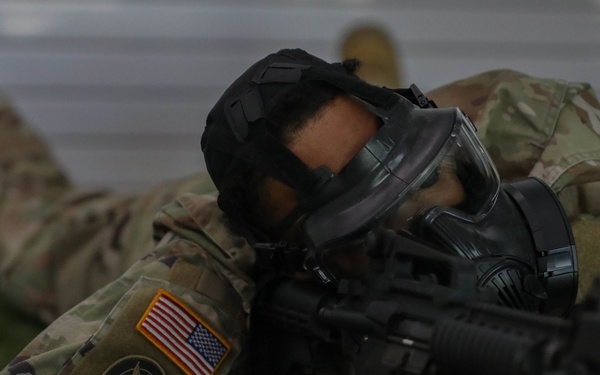 Soldiers qualify on Engagement Skills Trainer 2000