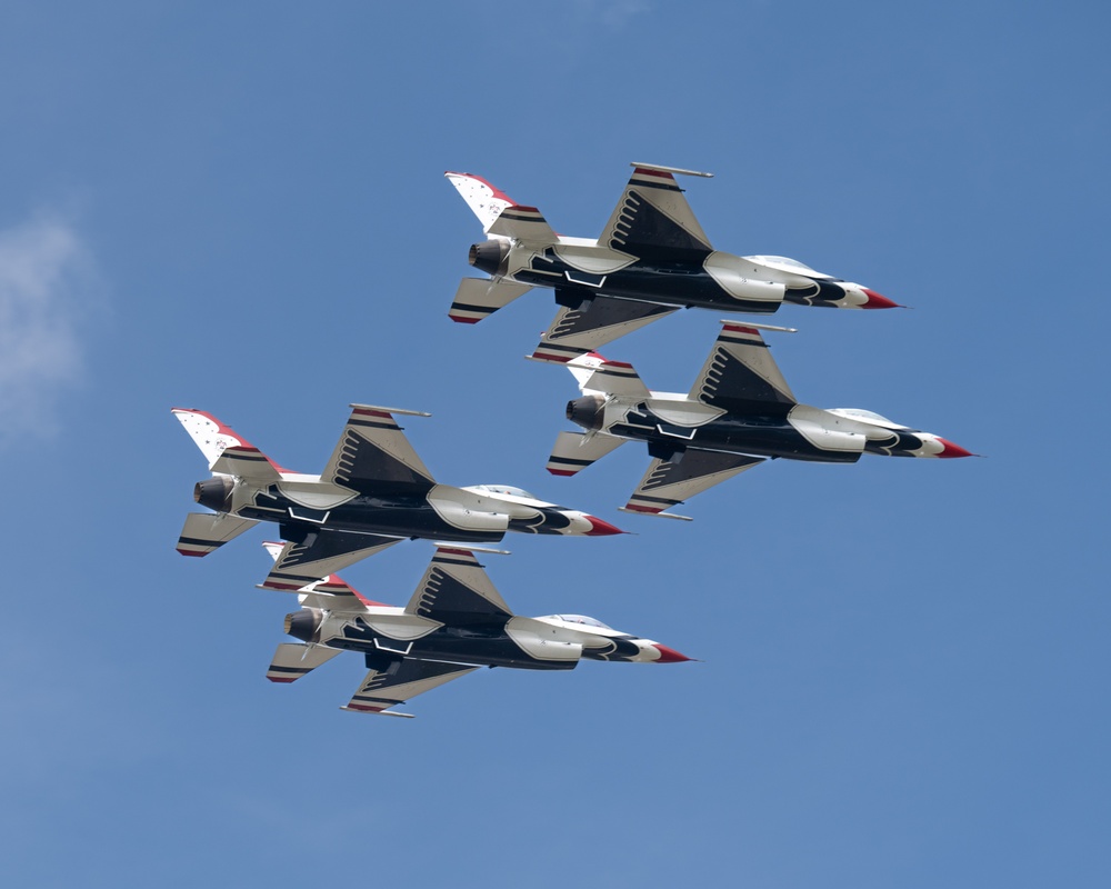 Thunderbirds Perform At Wings Over Wayne Open House