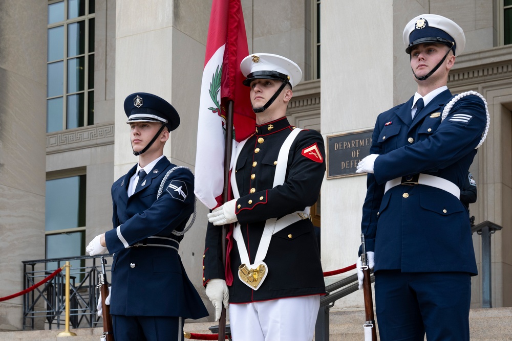 SD Hosts Peruvian Minister of Defense and Minister of Foreign Affairs at the Pentagon