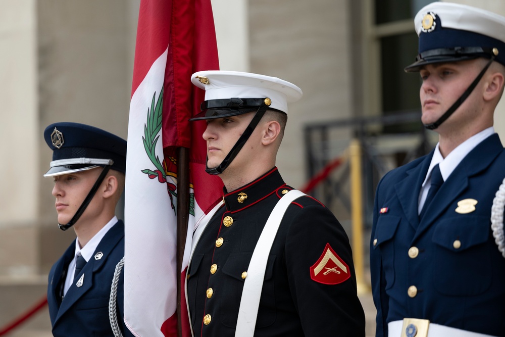 SD Hosts Peruvian Minister of Defense and Minister of Foreign Affairs at the Pentagon