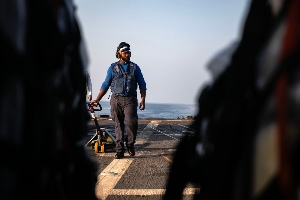 USS Wayne E. Meyer conducts operations in the U.S. Central Command area of responsibility as part of the Carl Vinson Carrier Strike Group