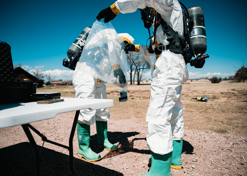 EOD Conducts UXO Training