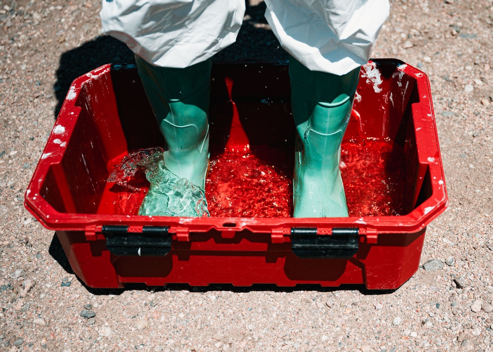 EOD Conducts UXO Training