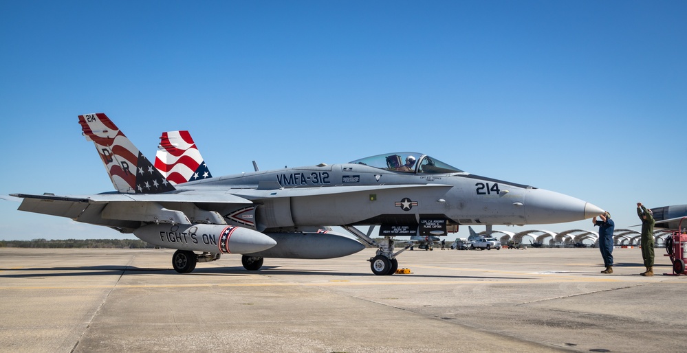 VMFA-312 Homecoming