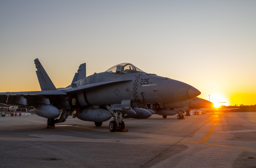 VMFA-312 Homecoming