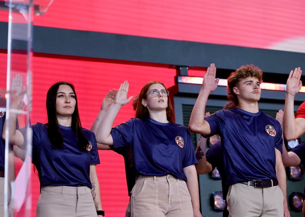 NTAG Great Lakes Future Sailors Take Oath of Enlistment at NFL Draft
