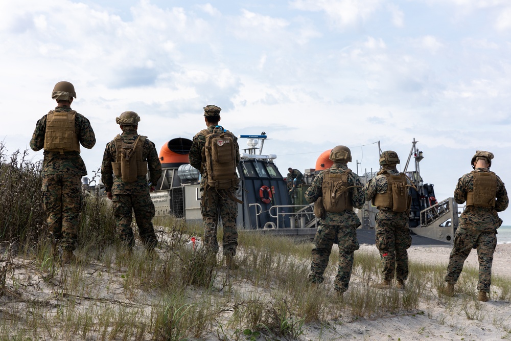 SPMAGTF-ACM Trains with French Armed Forces and U.S. Navy During Exercise Chesapeake 2025