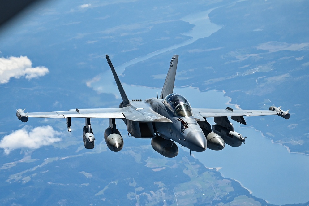 KC-135 Stratotanker refuels EA-18G Growlers