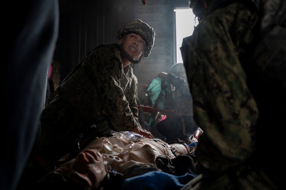 374 MDG hosts Navy Corpsman for TCCC training