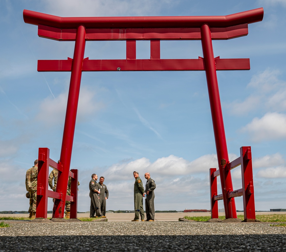 8 AF leadership meets with JASDF, visits 35 FW