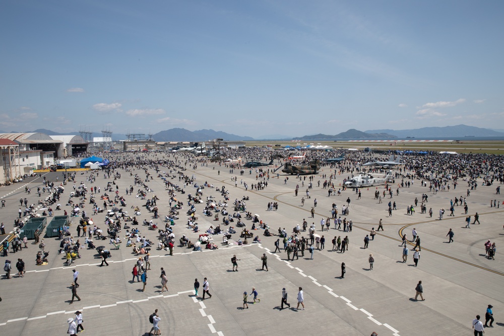 Friendship Day 25: Marine Corps Air Station Iwakuni hosts 46th annual air show