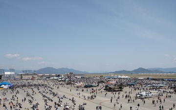 Friendship Day 25: Marine Corps Air Station Iwakuni hosts 46th annual air show