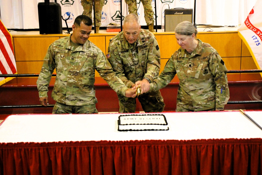 Fort McCoy observes Army Reserve’s 117th birthday with a special celebration