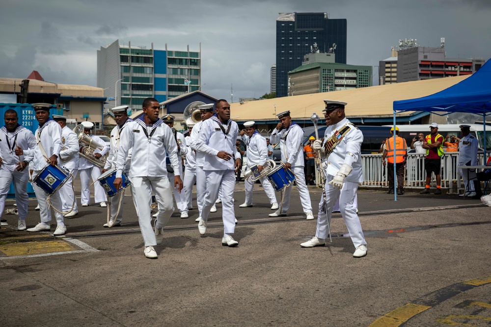 Blue Ridge Arrives in Fiji