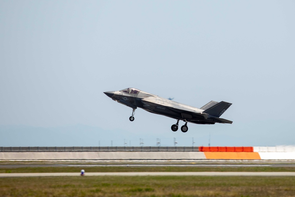 Family Day 25: Marine Corps Air Station Iwakuni
