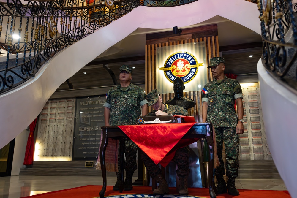 The Assistant Commandant of the Marine Corps tours the Philippines