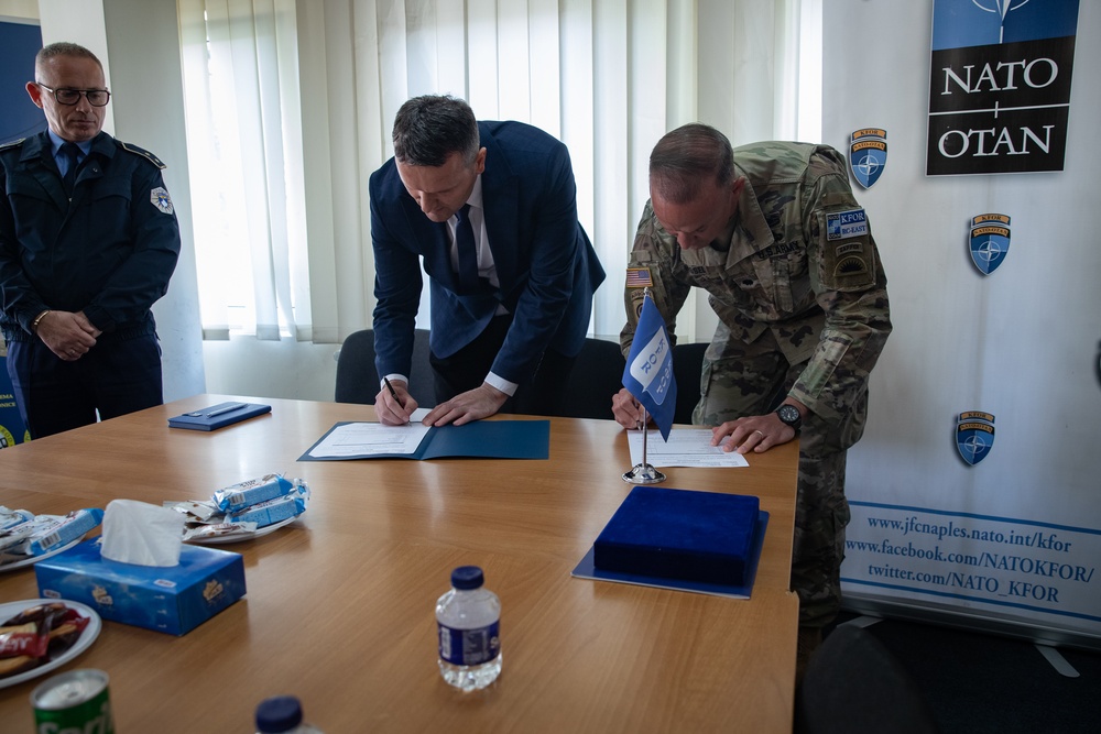 KFOR completes family room project at a Kosovo Police station in Kamenica