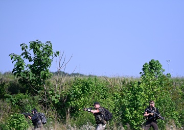 Special Forces Students Participate in Robin Sage Exercise