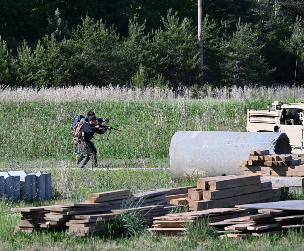 Special Forces Students Participate in Robin Sage Exercise