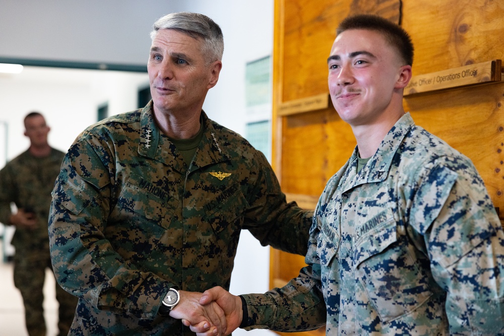 The Assistant Commandant of the Marine Corps tours Darwin, Australia