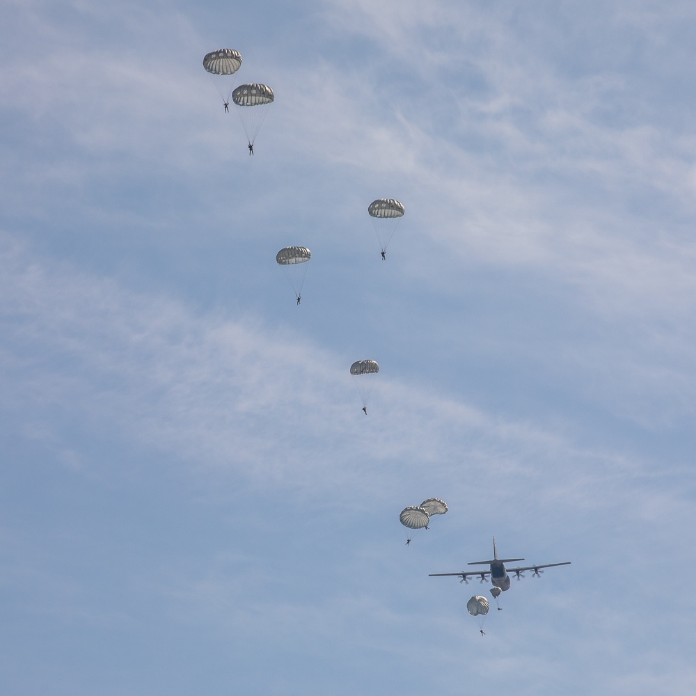 Green Berets from 10th Special Forces Group (Airborne) conducted airborne jump exercises near Ramstein, Germany
