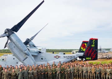 The Assistant Commandant of the Marine Corps tours Darwin, Australia