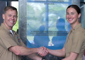 DINFOS student receives Navy and Marine Corps Achievement Medal