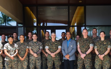 The Assistant Commandant of the Marine visits DPAA