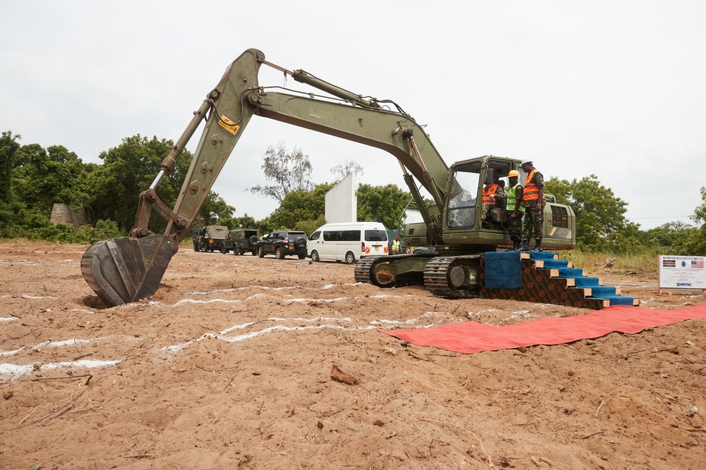 MARFOREUR/AF Meets with Kenya Navy - Groundbreaking Ceremony