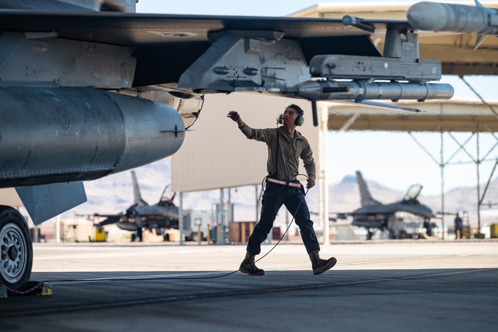 64th Aggressor Squadron &quot;Wraith&quot; launch
