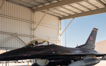 64th Aggressor Squadron &quot;Wraith&quot; launch
