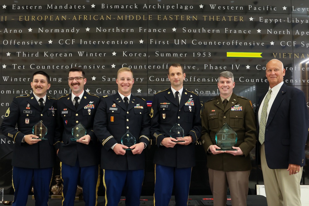 New Hampshire Army National Guard MEDEVAC Crew Awarded Rescue of the Year for Daring Mount Washington Operation