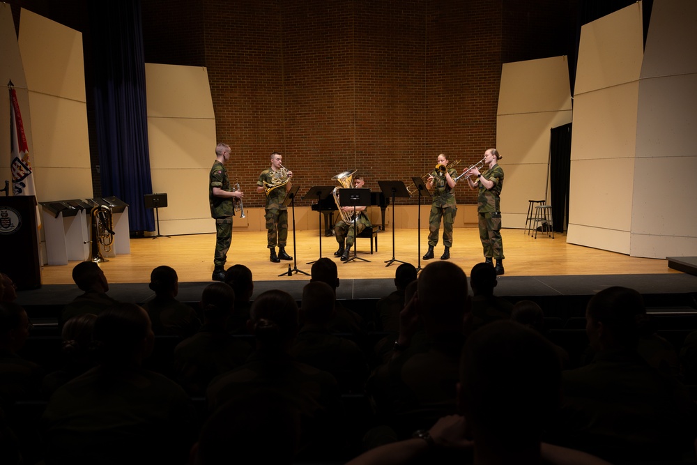 Norwegian Army visits Joint Base Myer Henderson Hall