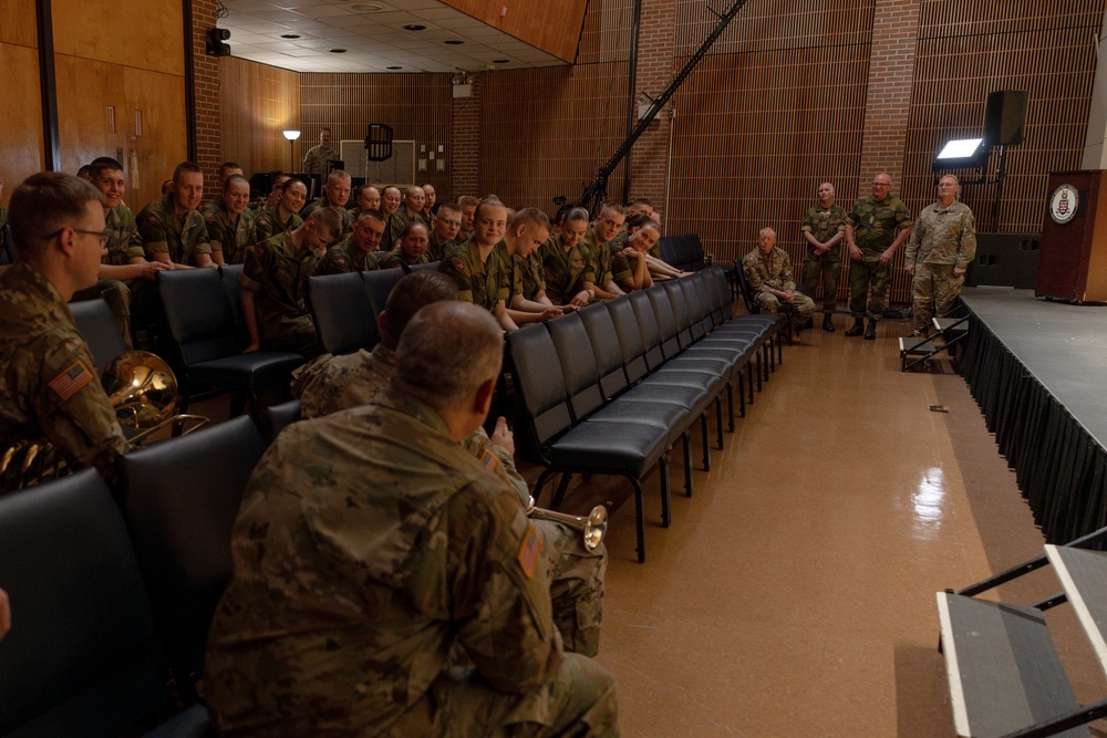 Norwegian Army visits Joint Base Myer Henderson Hall