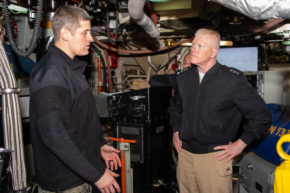 C3F Tours USS Nevada (SSBN 733)
