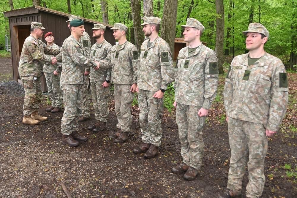 Lithuanian chief of defense visits Fort Indiantown Gap
